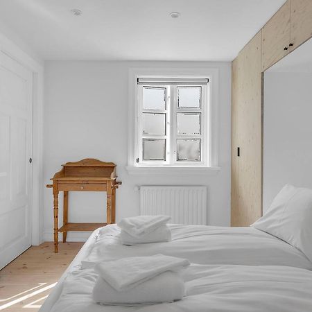 Cozy Downtown Apartment Reykjavik Bagian luar foto